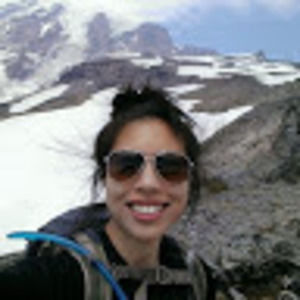 Meet your Posher, Elise